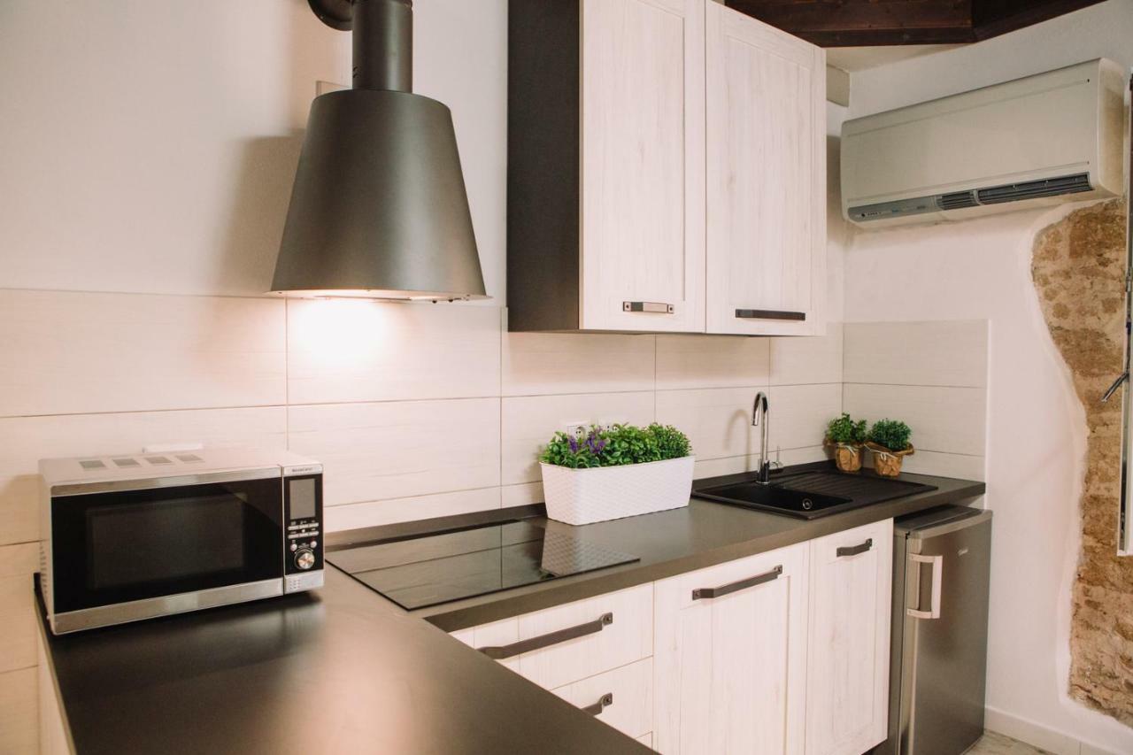 In The Heart Of The Apartamento Alguer
